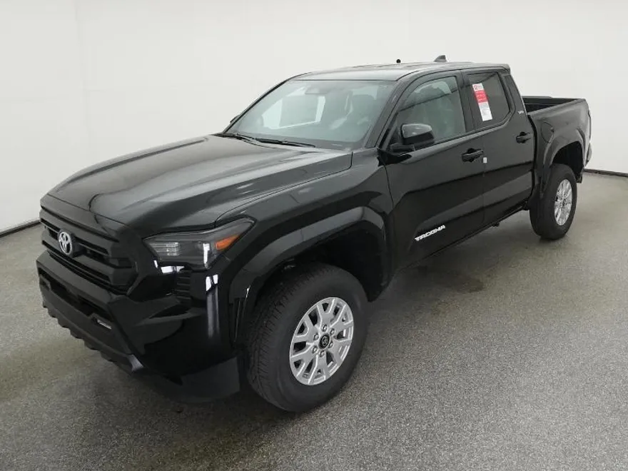 2025 Toyota Tacoma SR5 photo 1