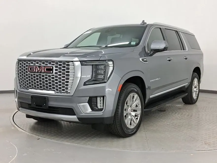 2021 Gmc Yukon XL Denali photo 1