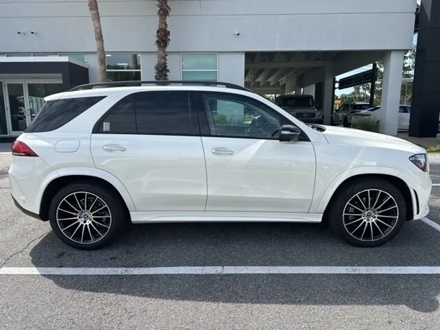 2023 Mercedes Benz GLE 350 4MATIC photo 1