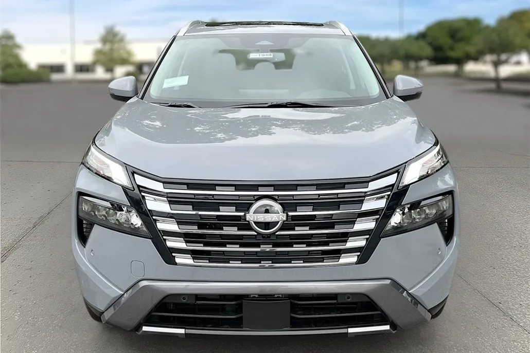 2024 Nissan Rogue SL photo 1
