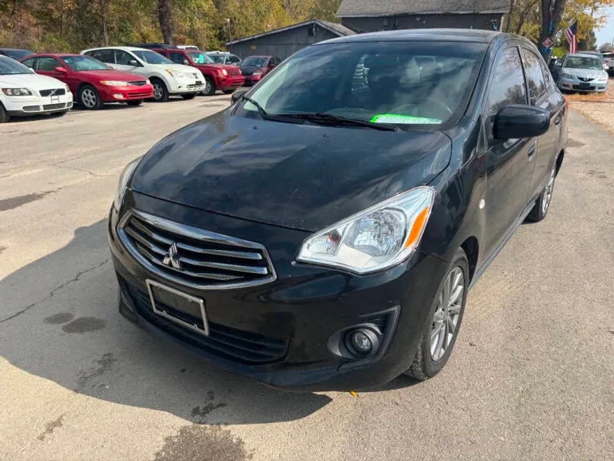 2019 Mitsubishi Mirage G4 SE photo 1
