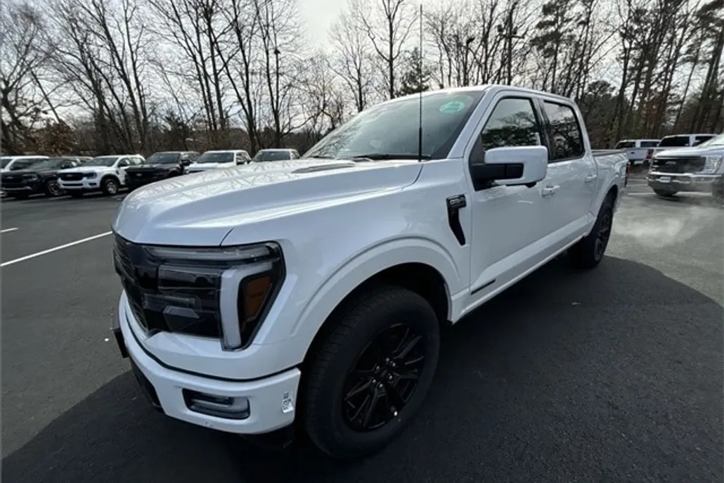 2025 Ford F-350 King Ranch photo 1