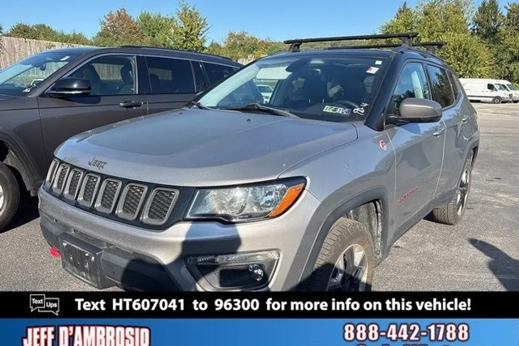 2017 Jeep Compass Trailhawk photo 1