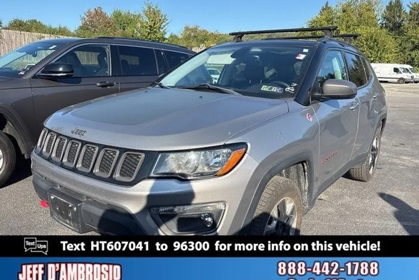 2017 Jeep Compass Trailhawk photo 1