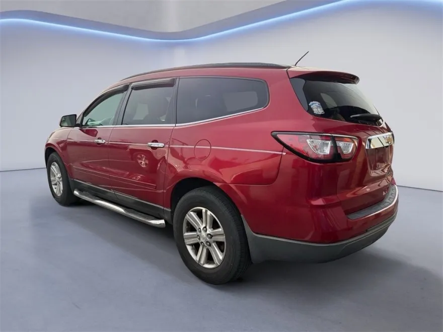 2014 Chevrolet Traverse 2LT photo 1