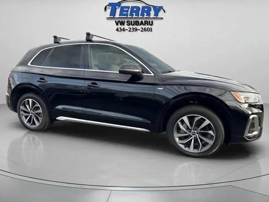 2022 Audi Q5 45 S line Premium photo 1