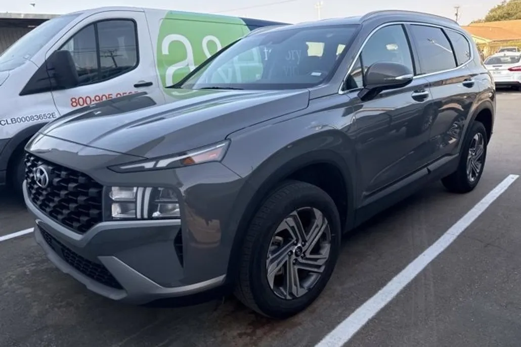 2023 Hyundai Santa Fe SEL photo 1
