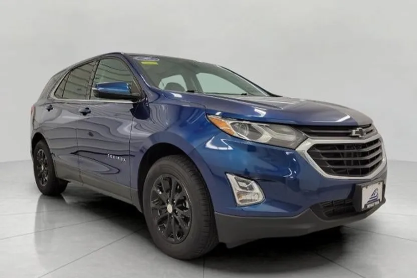 2019 Chevrolet Equinox LT photo 1
