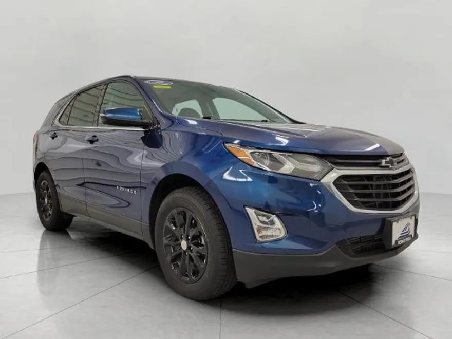 2019 Chevrolet Equinox LT photo 1