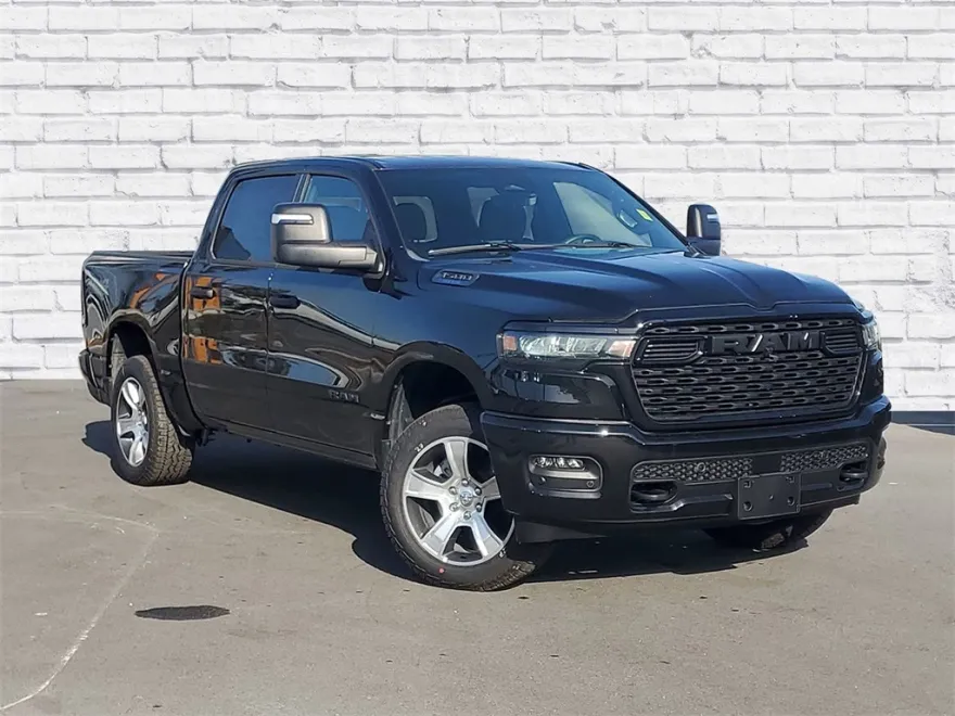 2025 Ram 1500 Tradesman photo 1