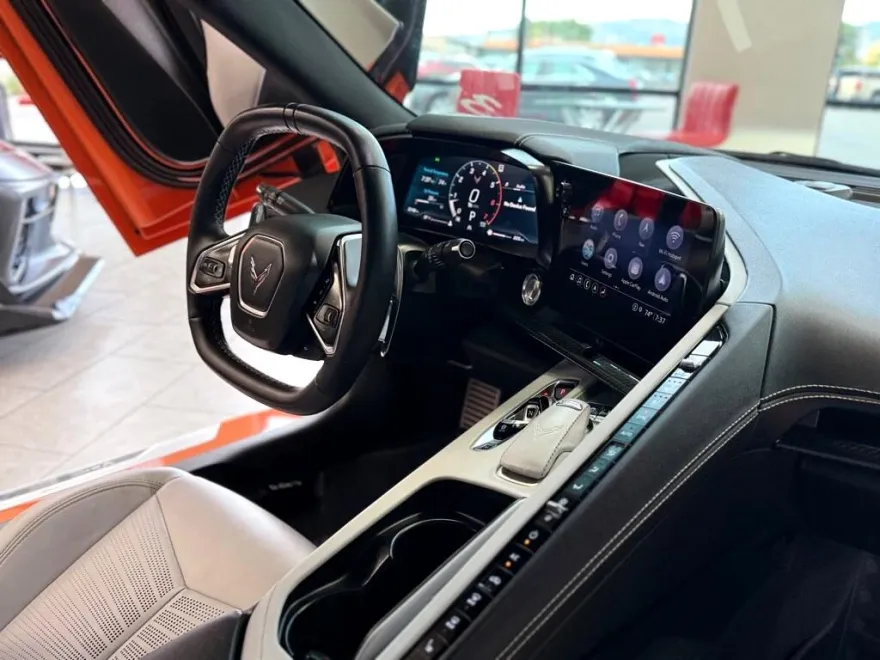 2023 Chevrolet Corvette Stingray 2LT Z51 photo 25