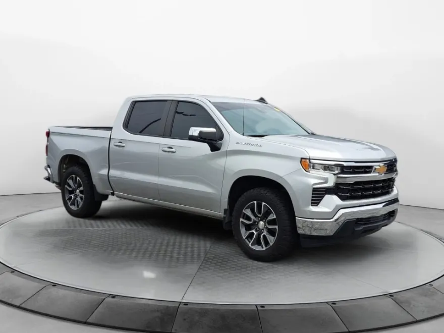 2022 Chevrolet Silverado 1500 LT photo 1