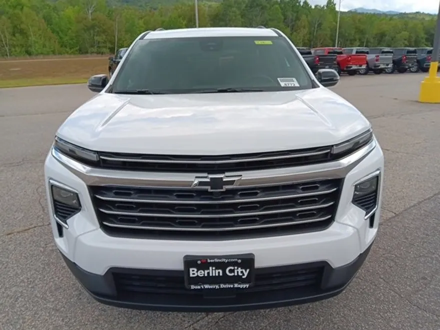 2026 Chevrolet Traverse photo 1