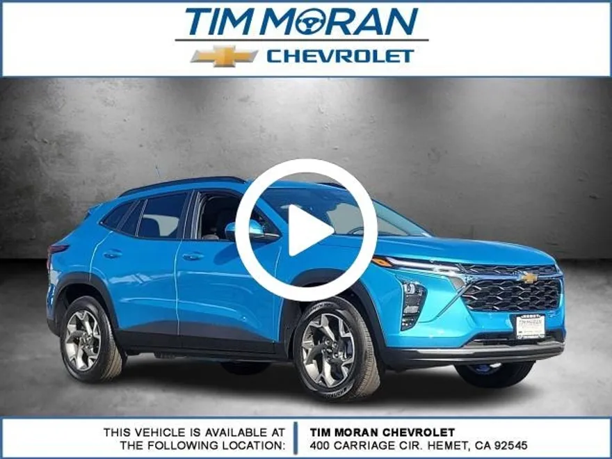 2025 Chevrolet Trax LT photo 1