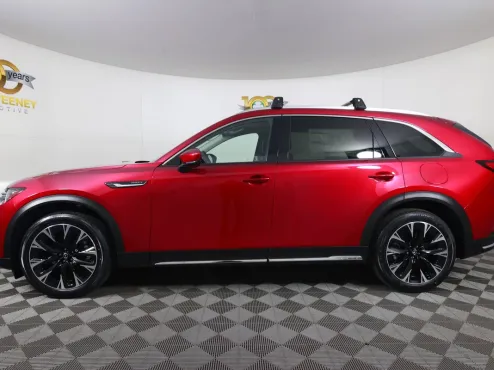 2024 Mazda CX-90 Plug-in Hybrid Premium photo 4
