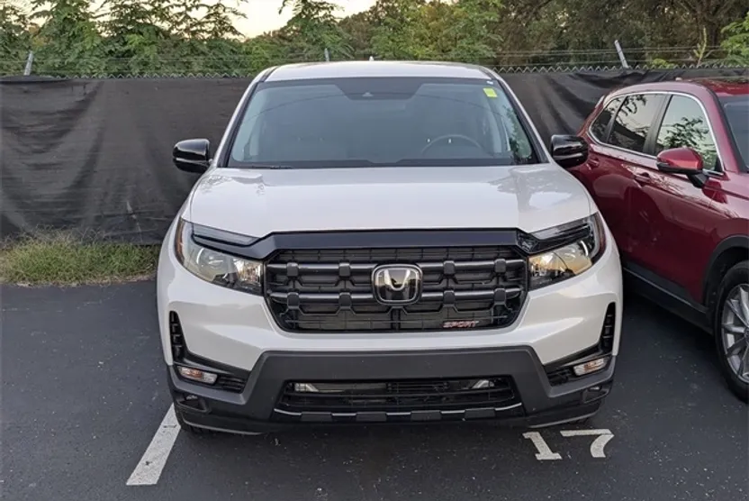 2025 Honda Ridgeline Sport photo 1