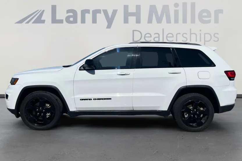 2019 Jeep Grand Cherokee Laredo Upland photo 1