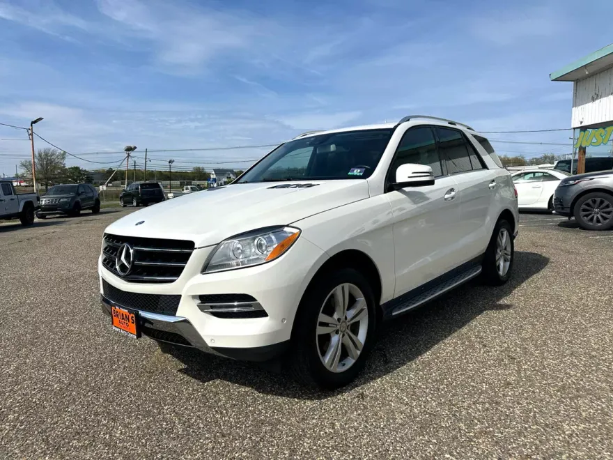 2015 Mercedes Benz ML 4MATIC 350 photo 3
