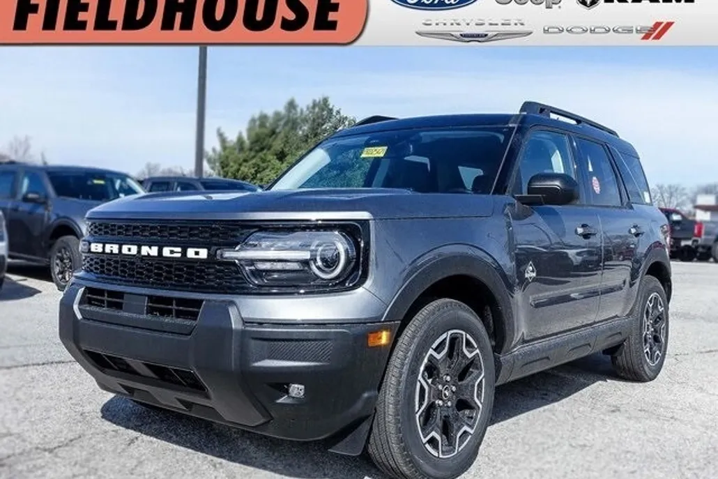 2025 Ford Bronco Sport Outer Banks photo 1