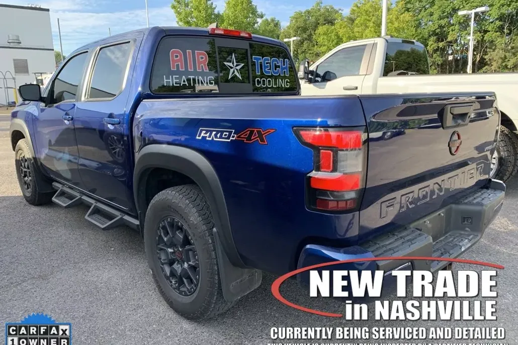 2022 Nissan Frontier PRO-4X photo 1