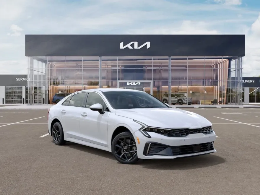 2025 Kia K5 LXS photo 1