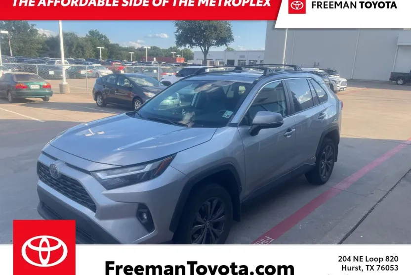 2023 Toyota RAV4 Hybrid XLE Premium photo 1