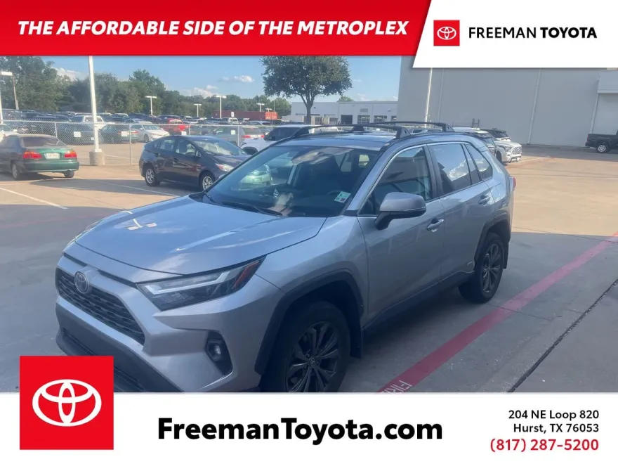 2023 Toyota RAV4 Hybrid XLE Premium photo 1