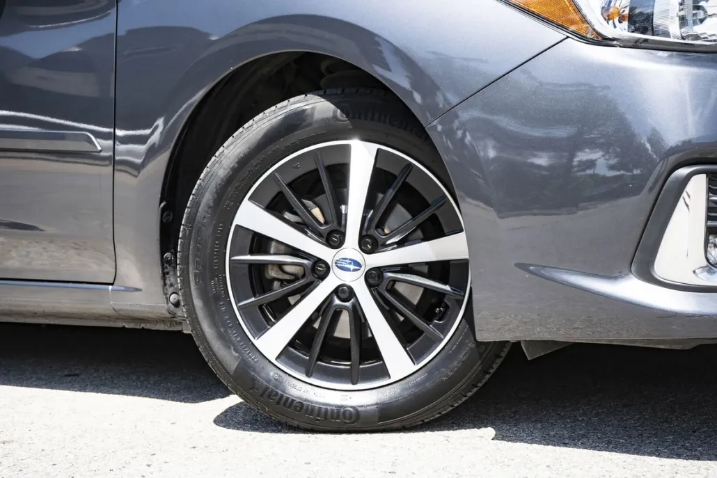 2023 Subaru Impreza Premium photo 1
