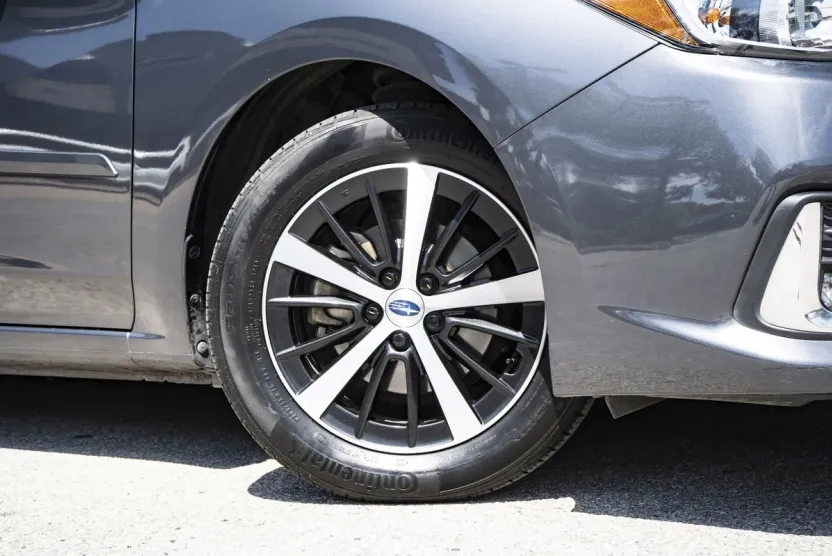 2023 Subaru Impreza Premium photo 1