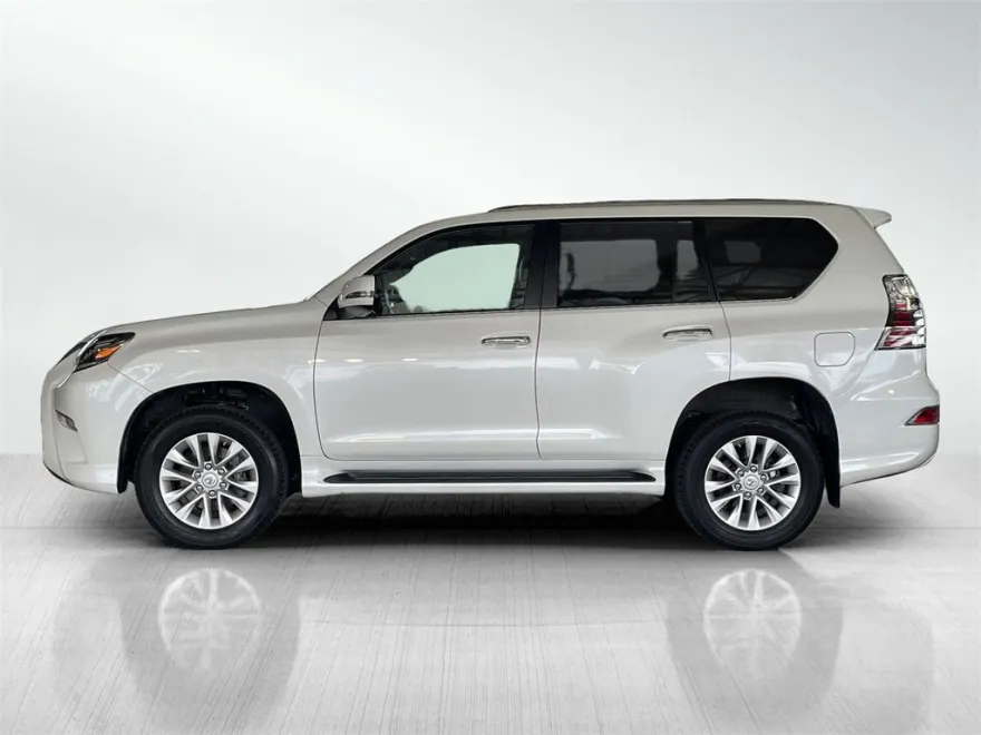 2022 Lexus GX 460 photo 1