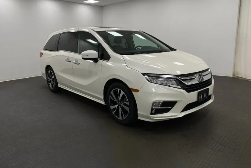 2018 Honda Odyssey Elite photo 1