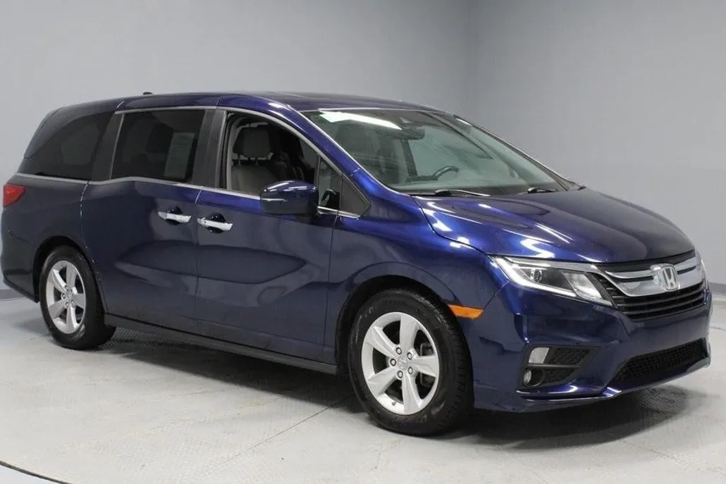 2019 Honda Odyssey EX-L photo 1