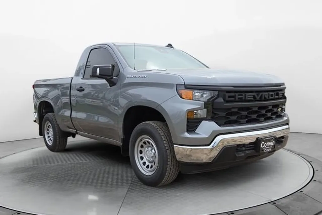 2025 Chevrolet Silverado 1500 photo 1