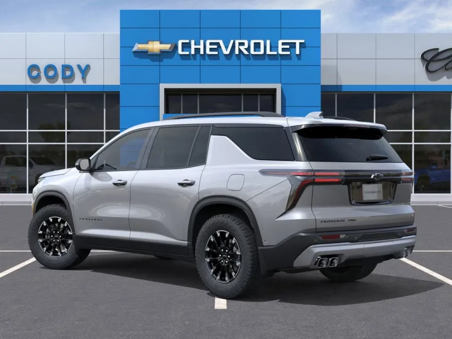 2026 Chevrolet Traverse Z71 photo 1
