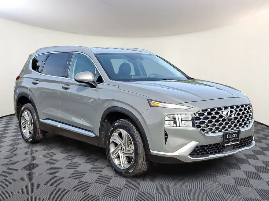 2022 Hyundai Santa Fe SEL photo 1