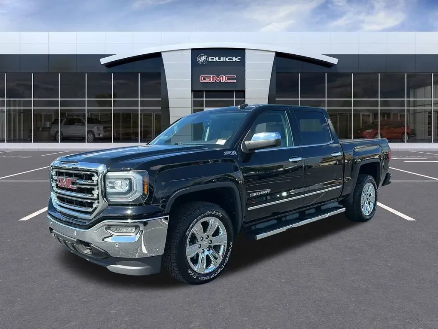 2017 Gmc Sierra 1500 SLT photo 1