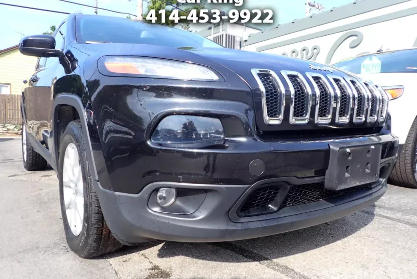 2015 Jeep Cherokee Latitude photo 1