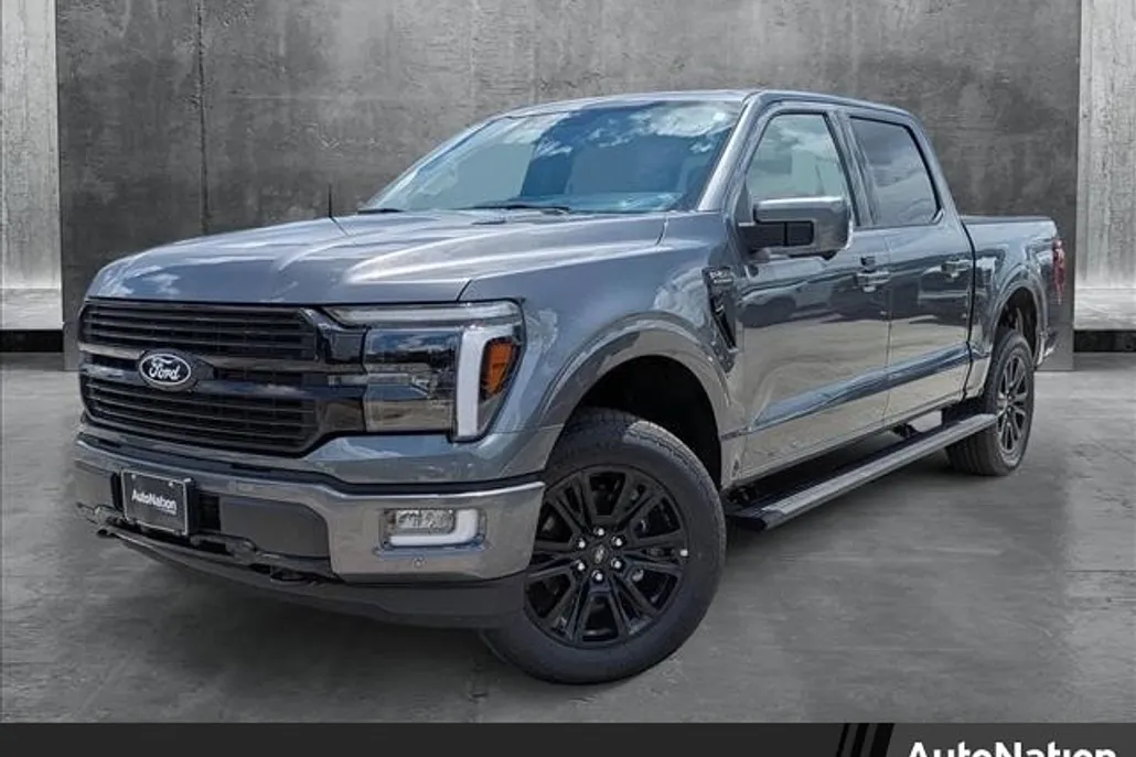 2025 Ford F-150 Platinum photo 1
