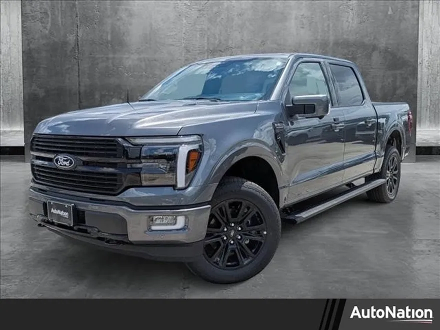 2025 Ford F-150 Platinum photo 1