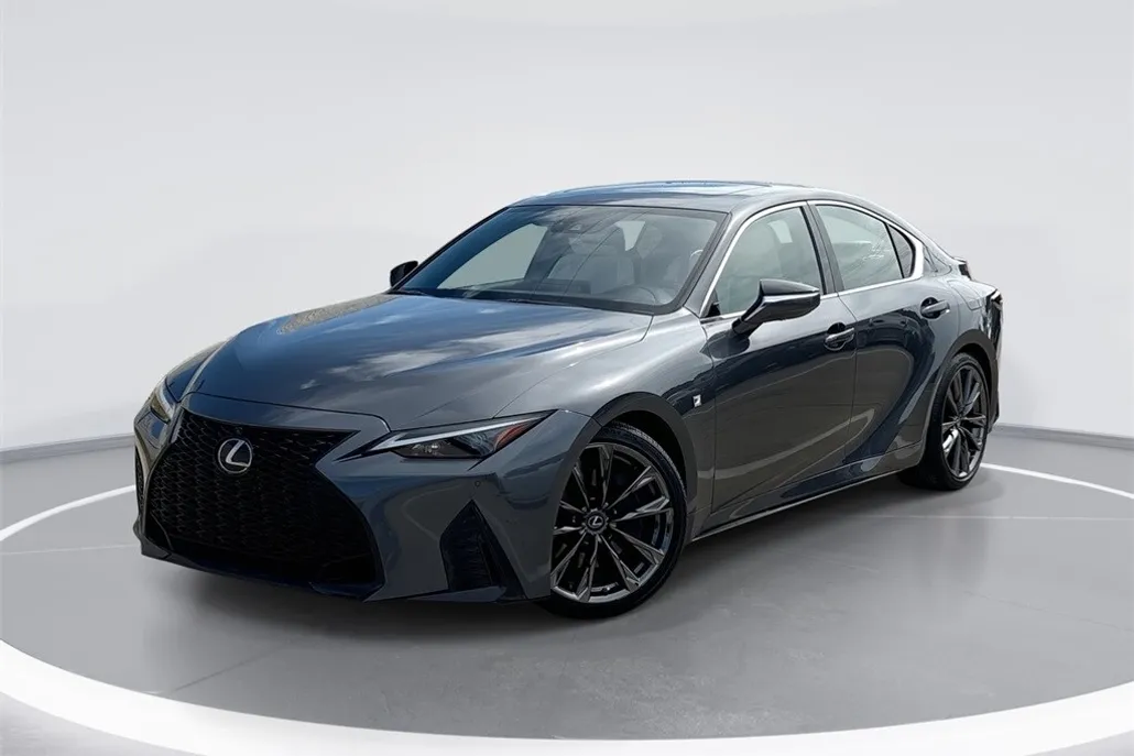 2022 Lexus IS 350 F SPORT photo 1