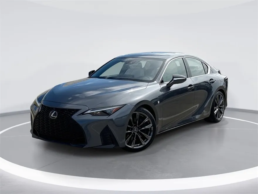 2022 Lexus IS 350 F SPORT photo 1
