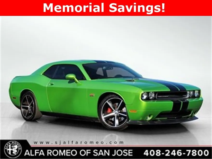 2011 Dodge Challenger SRT8 photo 1