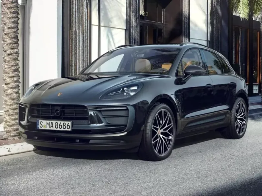 2025 Porsche Macan Base photo 1