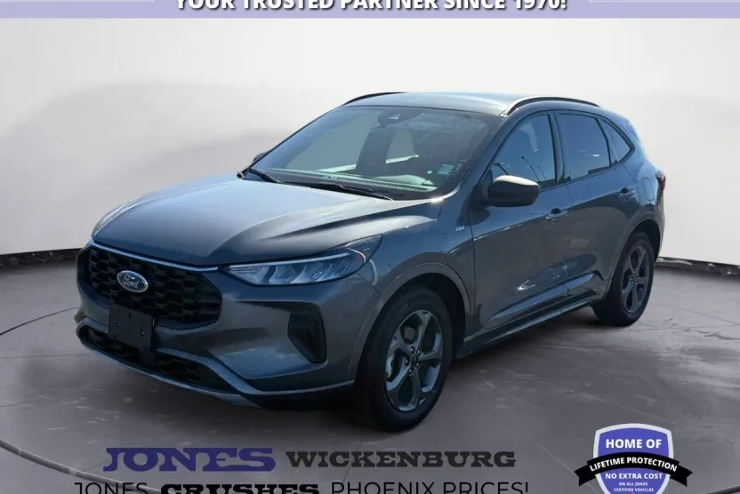 2023 Ford Escape ST-Line photo 1