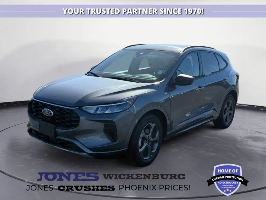 2023 Ford Escape ST-Line photo 1