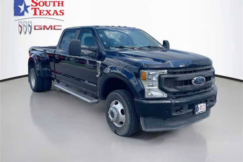 2022 Ford F-350 XL photo 1