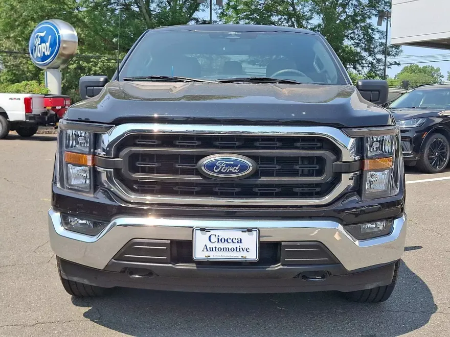 2023 Ford F-150 XLT photo 1