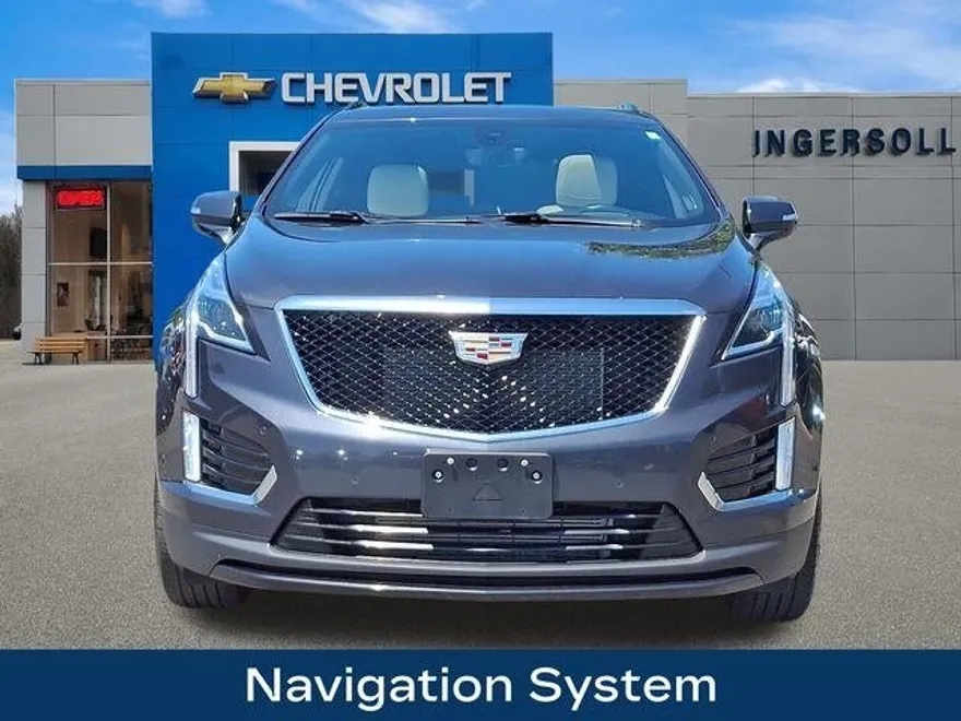 2023 Cadillac XT5 Sport photo 1