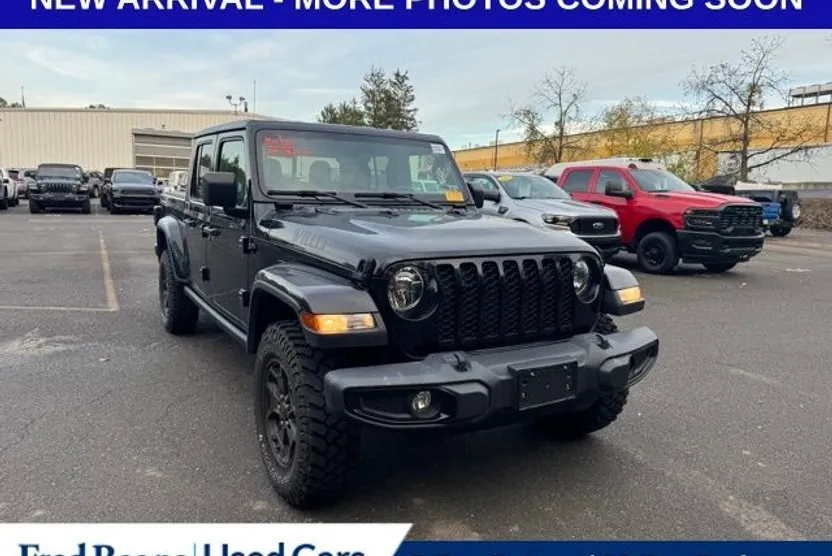 2022 Jeep Gladiator Willys photo 1