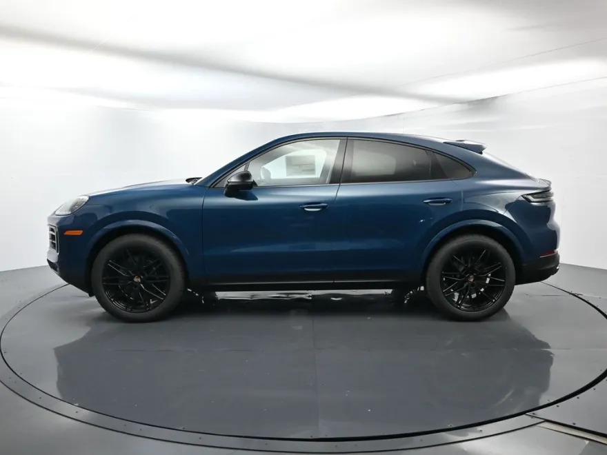 2026 Porsche Cayenne Coupe photo 1